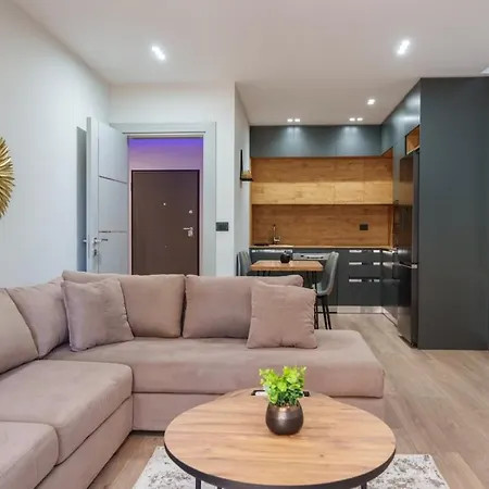 Priam Deluxe Apartment